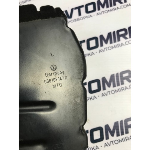 Захист ГРМ  VW Passat B6 2.0TDI 2005-2010 038109147D